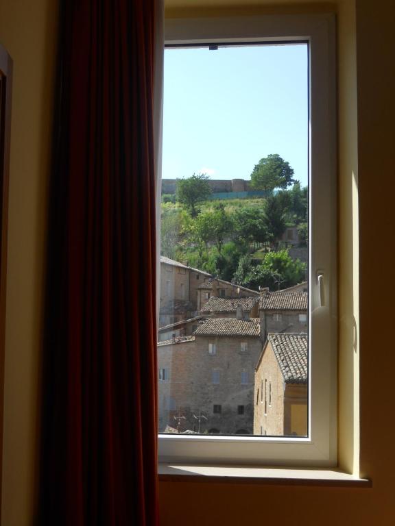 Albergo Italia Urbino Szoba fotó