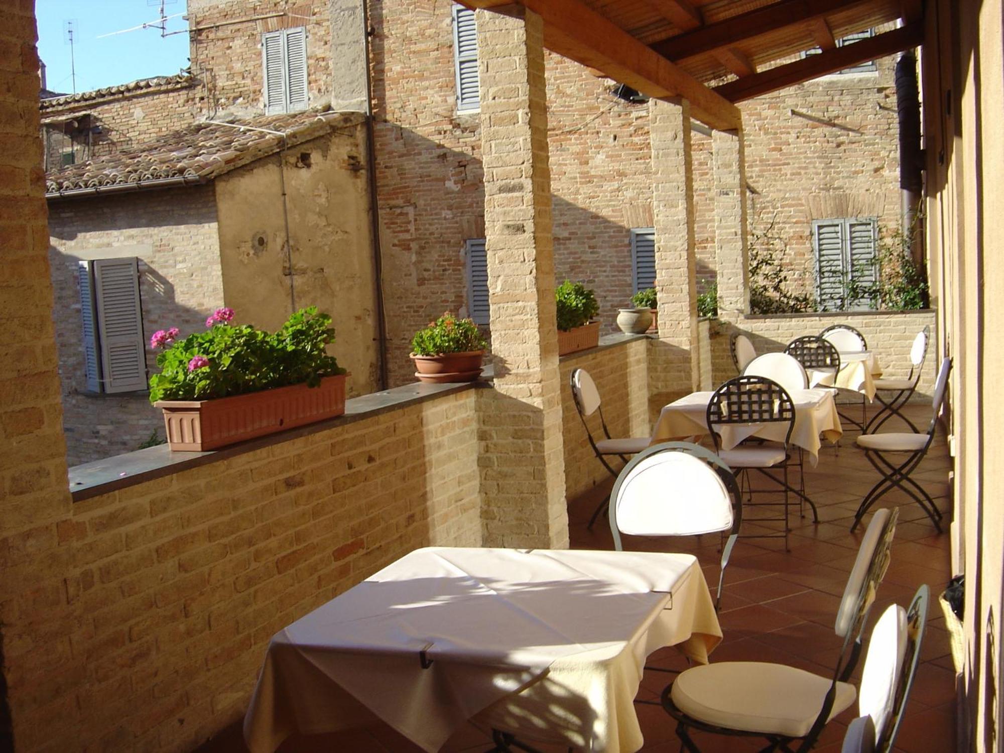 Albergo Italia Urbino Kültér fotó