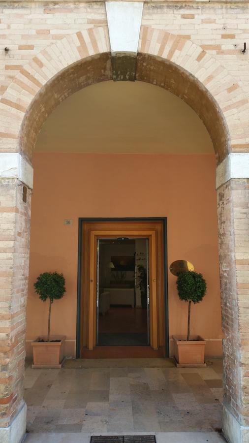 Albergo Italia Urbino Kültér fotó
